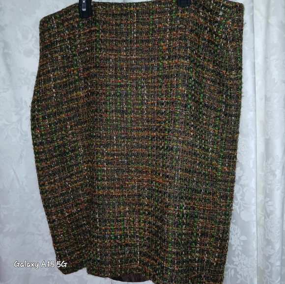 Talbots Tweed Pencil Skirt - Picture 3 of 9